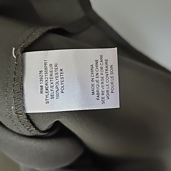 DR2 Popover Dressy Size 1X NWT Olive Green short Sleeve Blouse - Picture 5 of 6